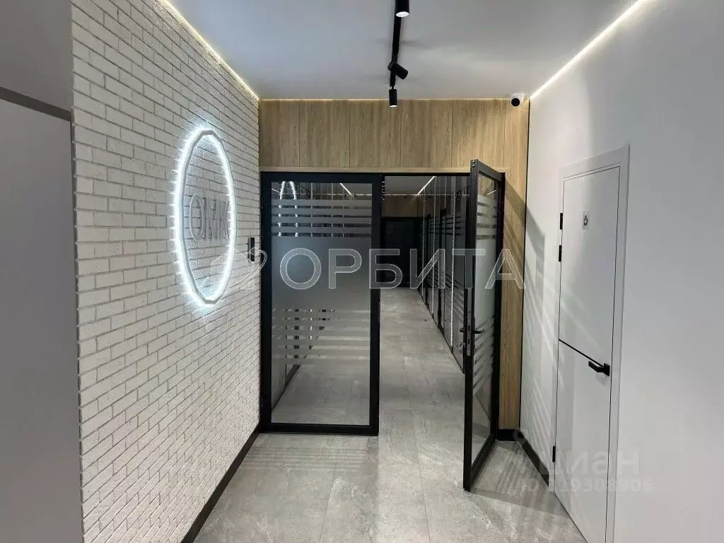 Офис в Тюменская область, Тюмень проезд Геологоразведчиков, 6в (243 м) - Фото 0