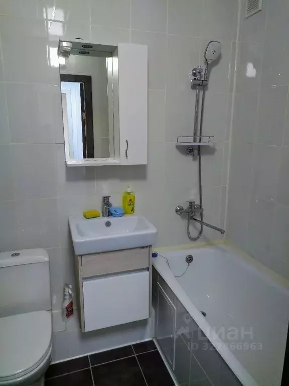 1-к кв. Нижегородская область, Нижний Новгород ул. Максима Горького, ... - Фото 2