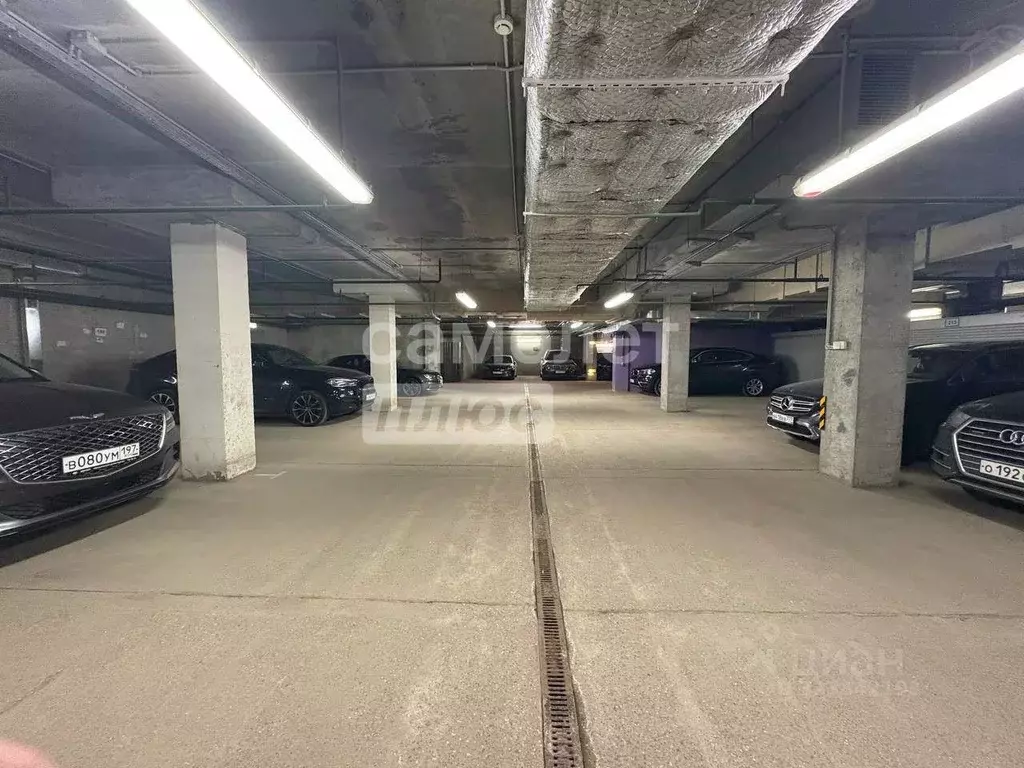 Гараж в Москва 1-й Нагатинский проезд, 11к3 (19 м) - Фото 1