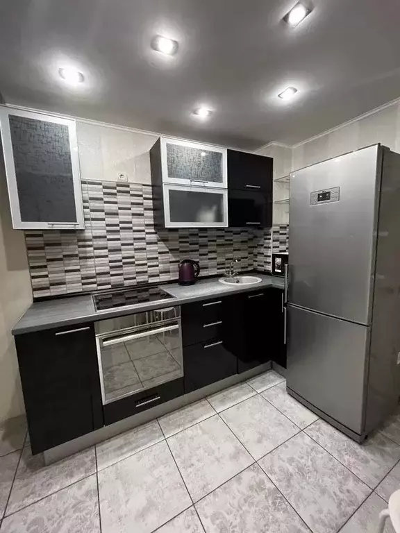 2-к кв. Татарстан, Казань ул. Гарифа Ахунова, 2 (60.0 м) - Фото 2