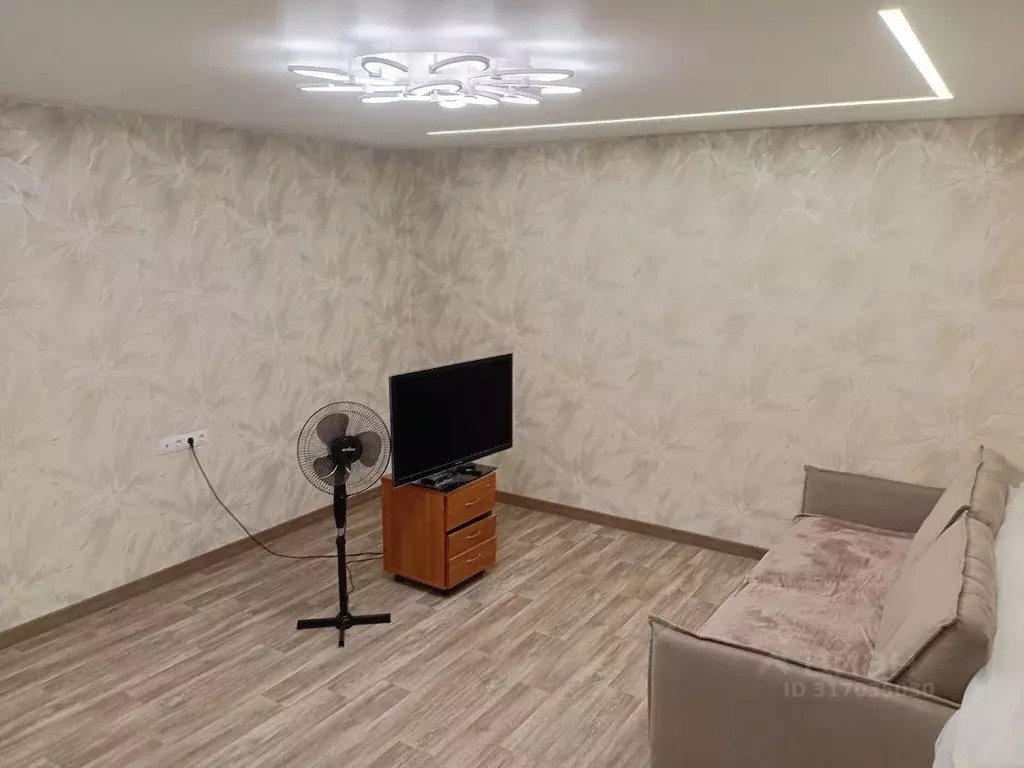 2-к кв. Владимирская область, Владимир ул. Малые Ременники, 9 (68.8 м) - Фото 1