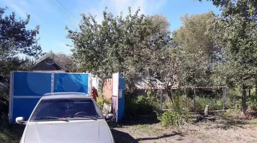 Дом в Белгородская область, Чернянский район, Малотроицкое с/пос, с. ... - Фото 1