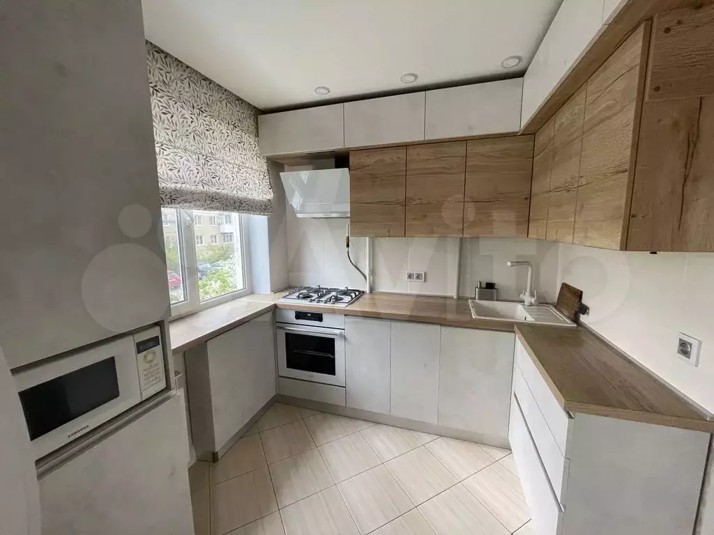 3-к. квартира, 65 м, 2/9 эт. - Фото 0