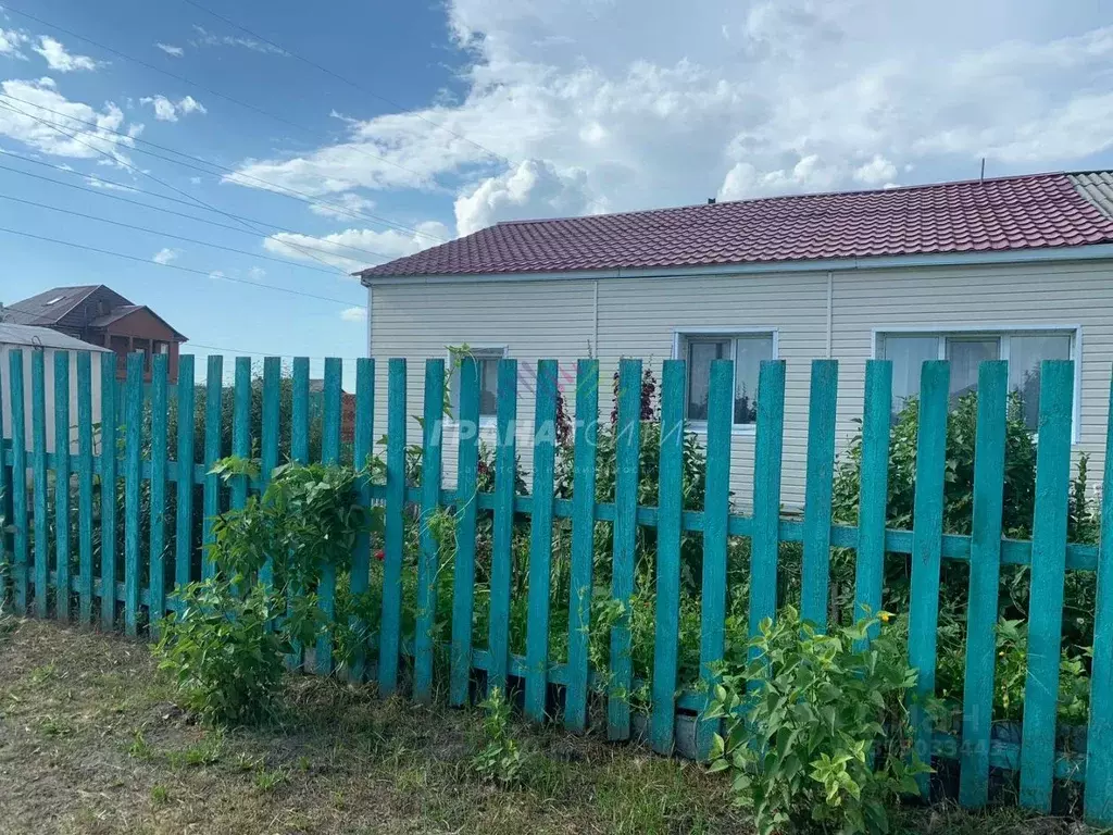 Дом в Омская область, Омский район, с. Троицкое Средняя ул., 22А (69 ... - Фото 0
