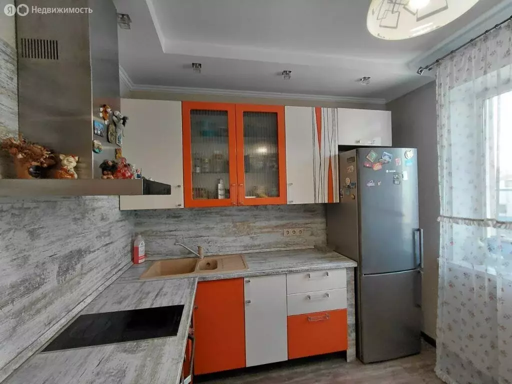 2-комнатная квартира: Новокузнецк, улица Грдины, 27 (55.9 м) - Фото 1