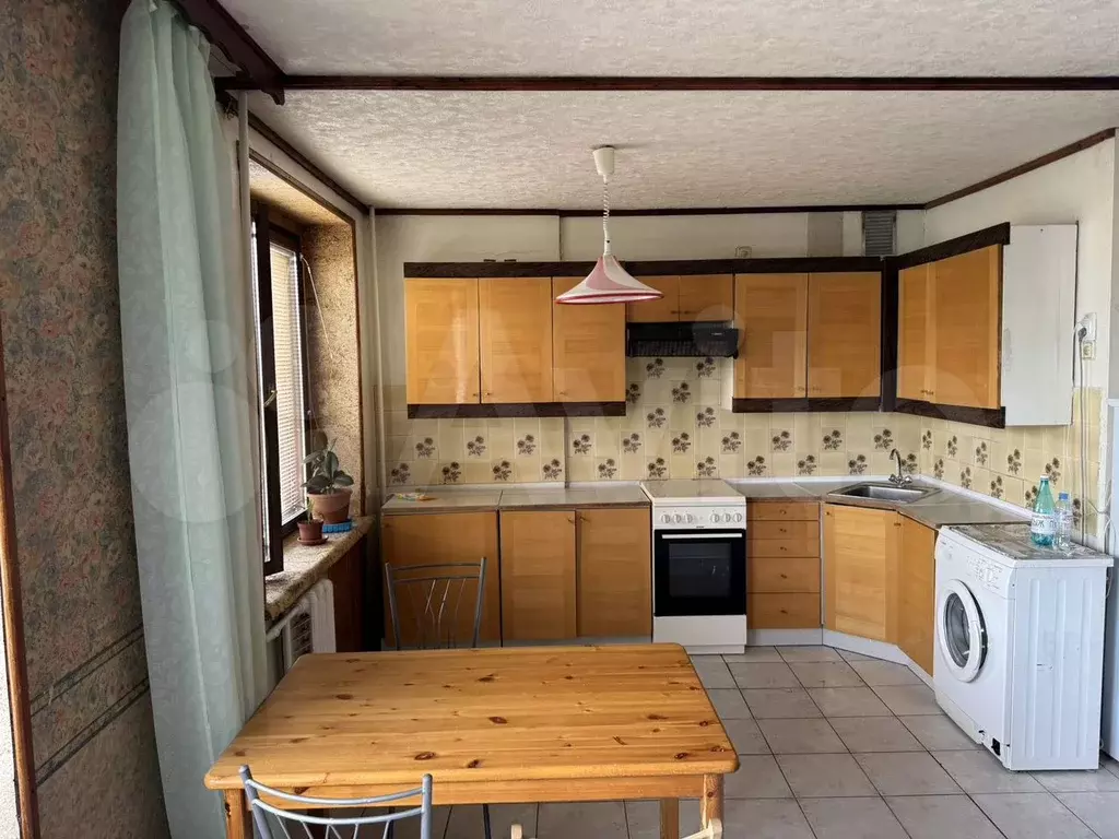 2-к. квартира, 55 м, 8/10 эт. - Фото 0