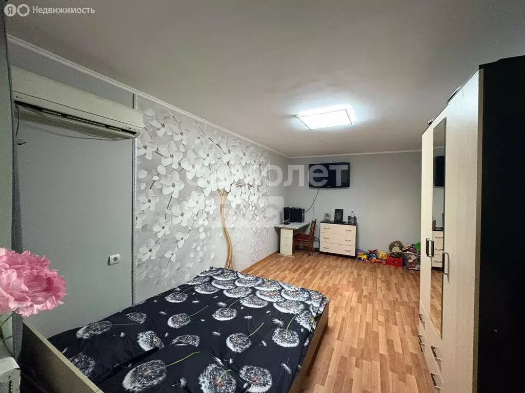 3-комнатная квартира: Туапсе, улица Войкова, 8 (58.1 м) - Фото 1