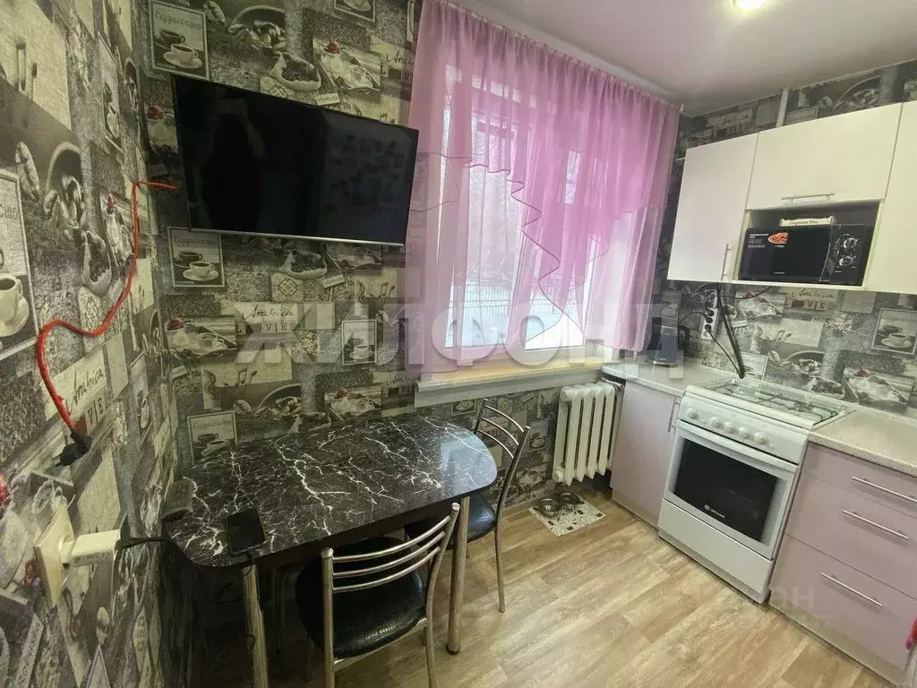 1-к кв. Новосибирская область, Новосибирск Степная ул., 54 (28.4 м) - Фото 0