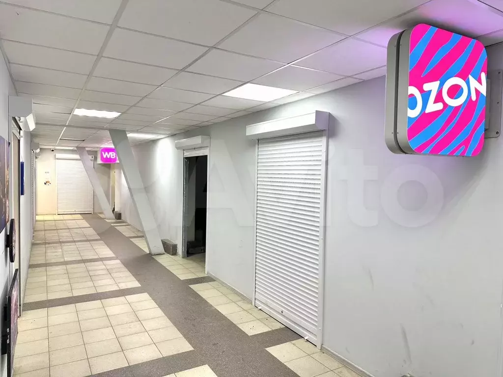 Помещение с ремонтом в ТЦ, 21.9 м - Фото 1