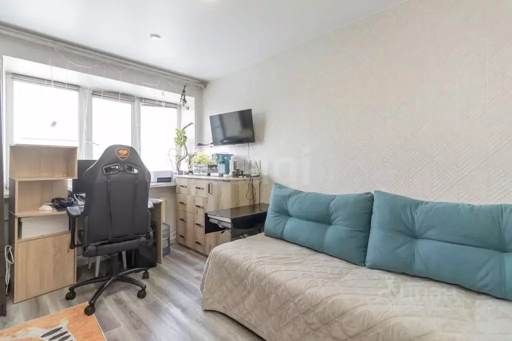 Студия Тюменская область, Тюмень ул. Парфенова, 20 (19.0 м) - Фото 1