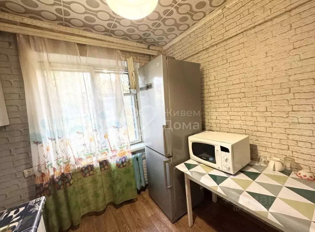 1-к кв. Волгоградская область, Волгоград ул. Одоевского, 70 (30.5 м) - Фото 2