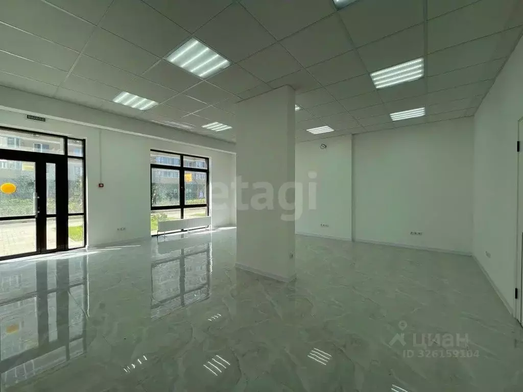 Офис в Краснодарский край, Краснодар ул. Красных Партизан, 1/4к21 (49 ... - Фото 1