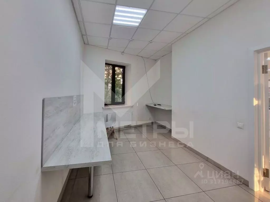 Офис в Краснодарский край, Краснодар ул. Красных Партизан, 541/1 (210 ... - Фото 2