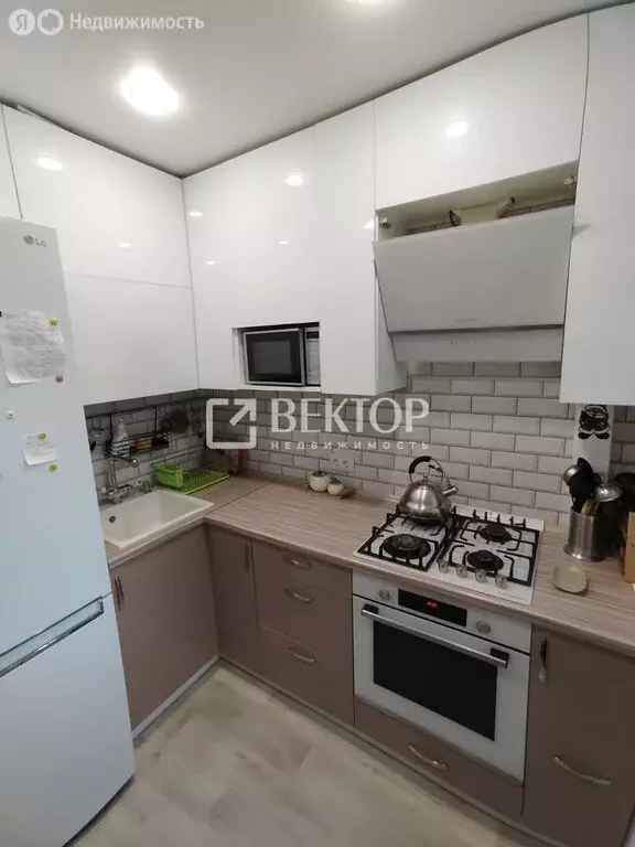 2-комнатная квартира: Караваево, улица Учебный Городок, 8 (43 м) - Фото 1