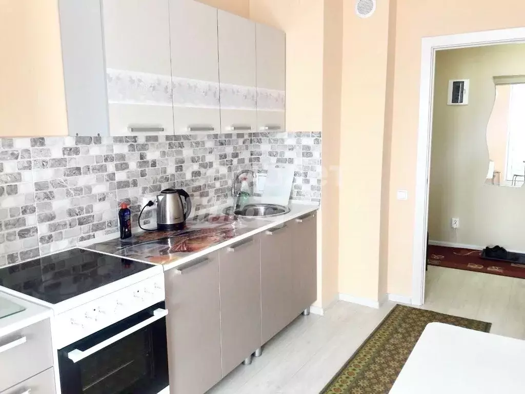 1-к кв. Нижегородская область, Нижний Новгород Вятская ул., 8 (33.0 м) - Фото 1