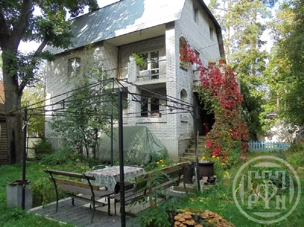 Дом в Санкт-Петербург пос. Лисий Нос, Высокая ул. (260 м) - Фото 2