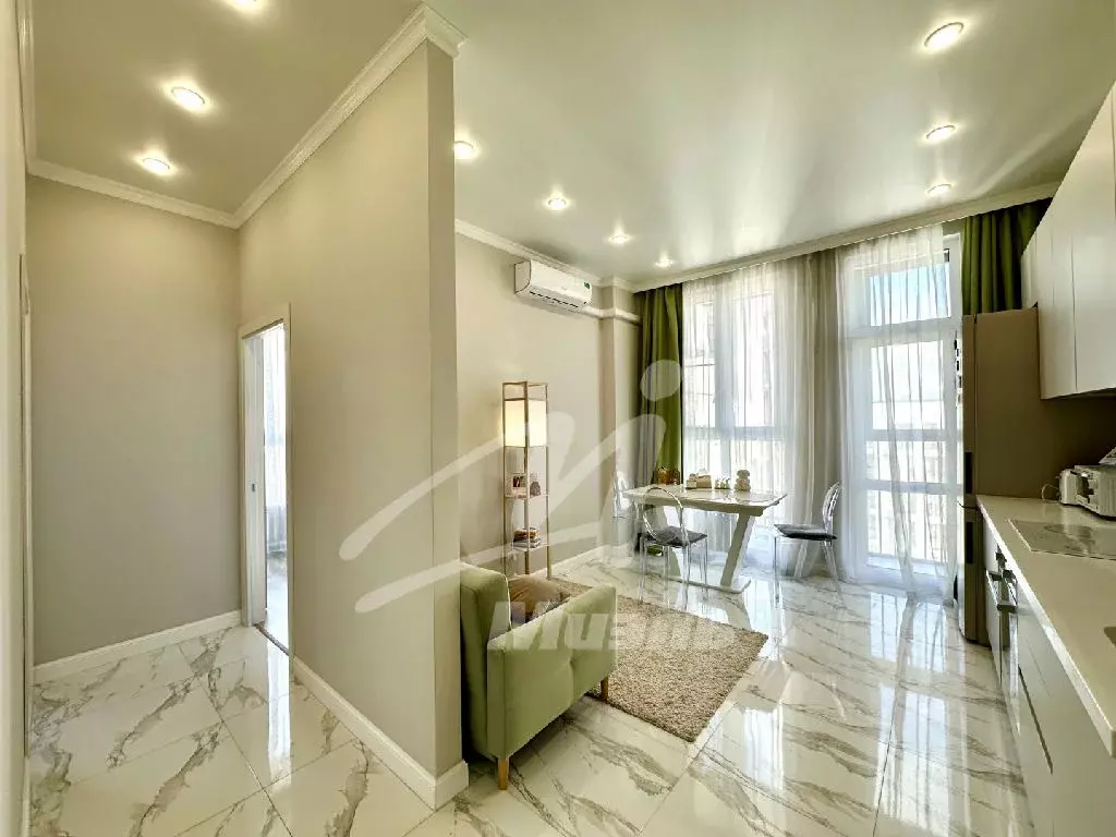 Продается 2-комнатная квартира - Фото 1