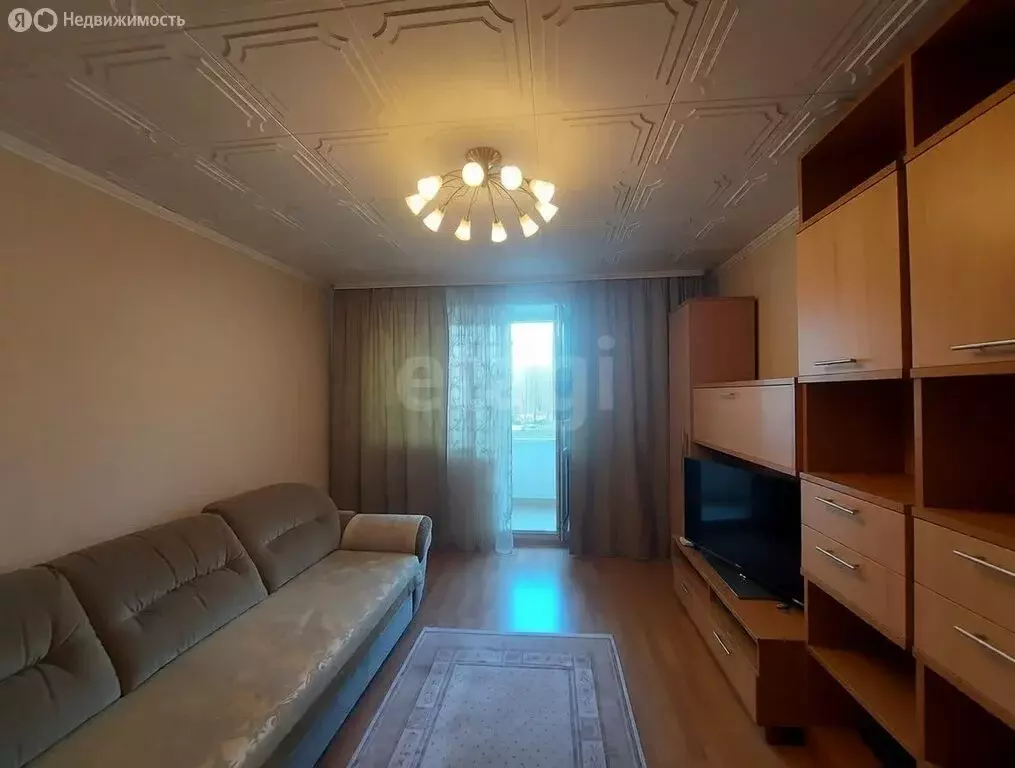 3-комнатная квартира: Сыктывкар, улица Кутузова, 5 (68.9 м) - Фото 1