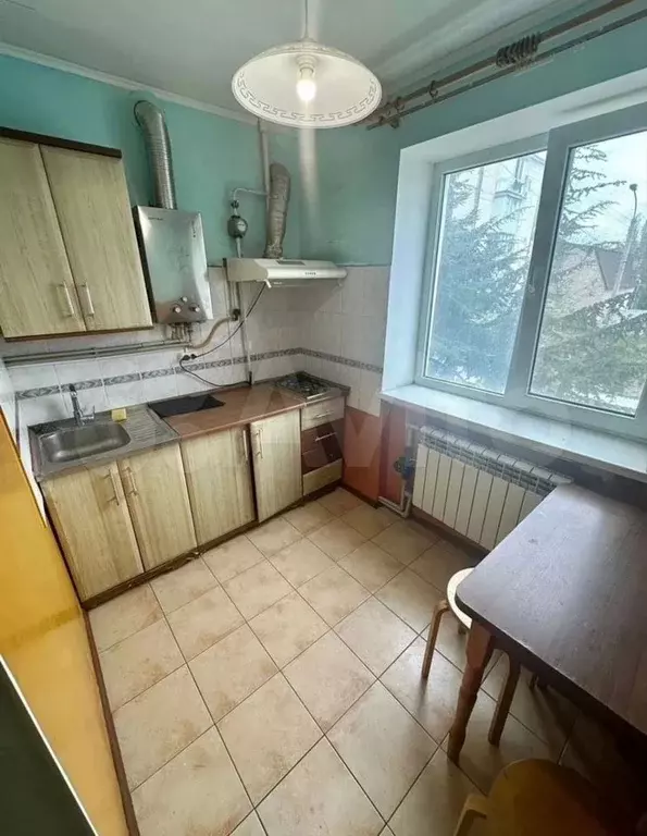 2-к. квартира, 60 м, 2/5 эт. - Фото 0