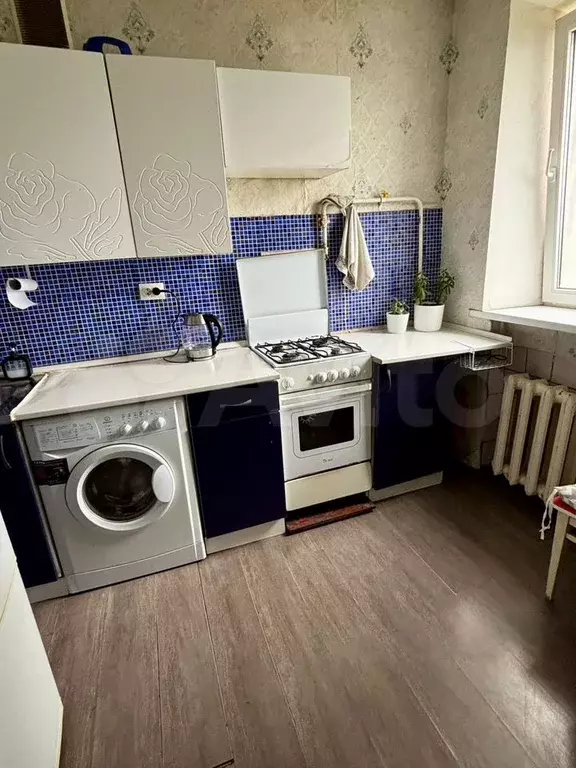 2-к. квартира, 46 м, 9/10 эт. - Фото 0