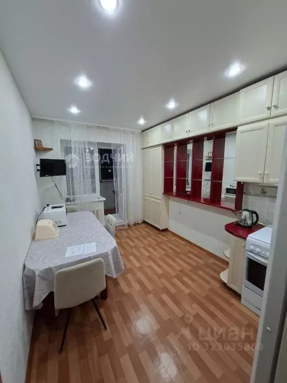 1-к кв. Чувашия, Чебоксары Эгерский бул., 42 (42.0 м) - Фото 1