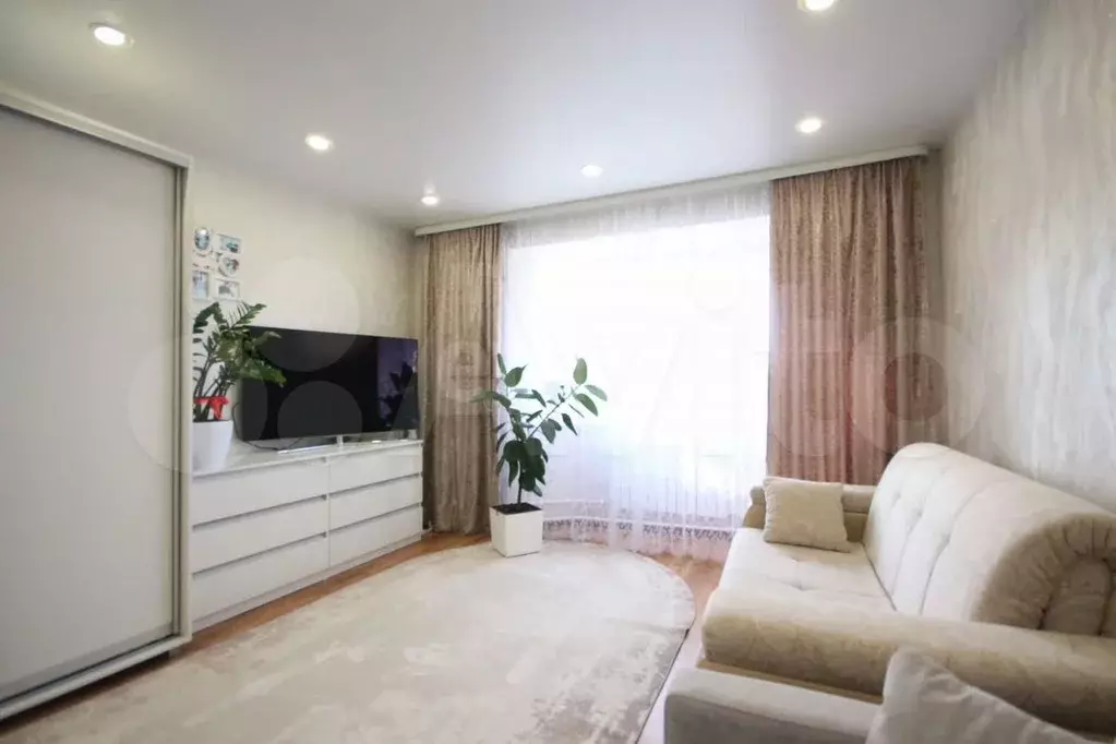 2-к. квартира, 58 м, 5/5 эт. - Фото 1