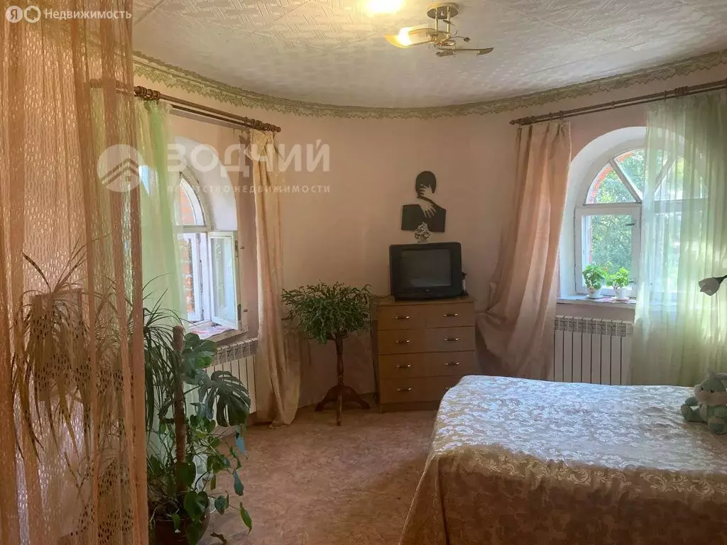 3-комнатная квартира: Чебоксары, улица Короленко, 2 (89 м) - Фото 1