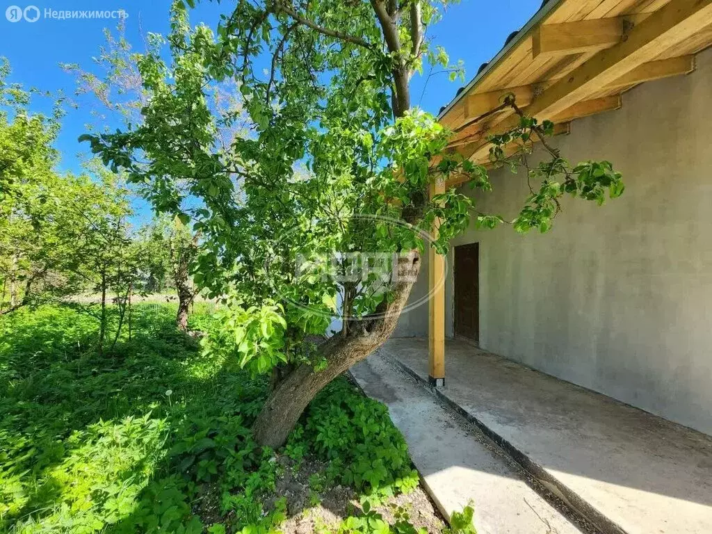 Дом в Янтарный городской округ, посёлок Синявино, Центральная улица, 5 ... - Фото 1
