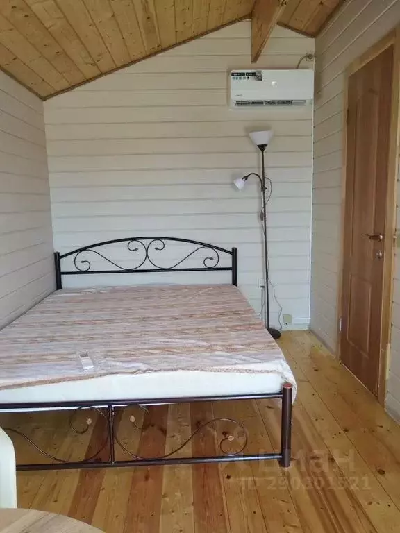 Дом в Крым, Сакский район, с. Молочное 68 (20 м) - Фото 1