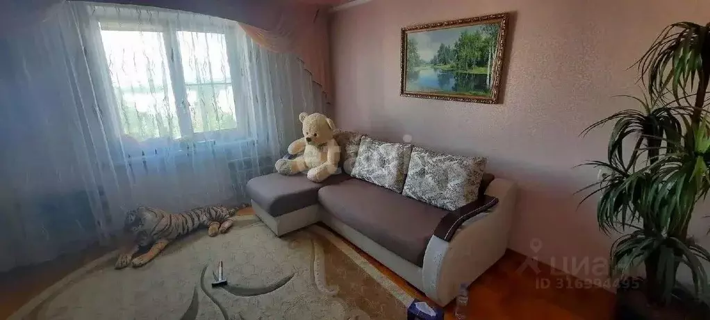 4-к кв. Белгородская область, Белгород ул. Королева, 6 (74.0 м) - Фото 0