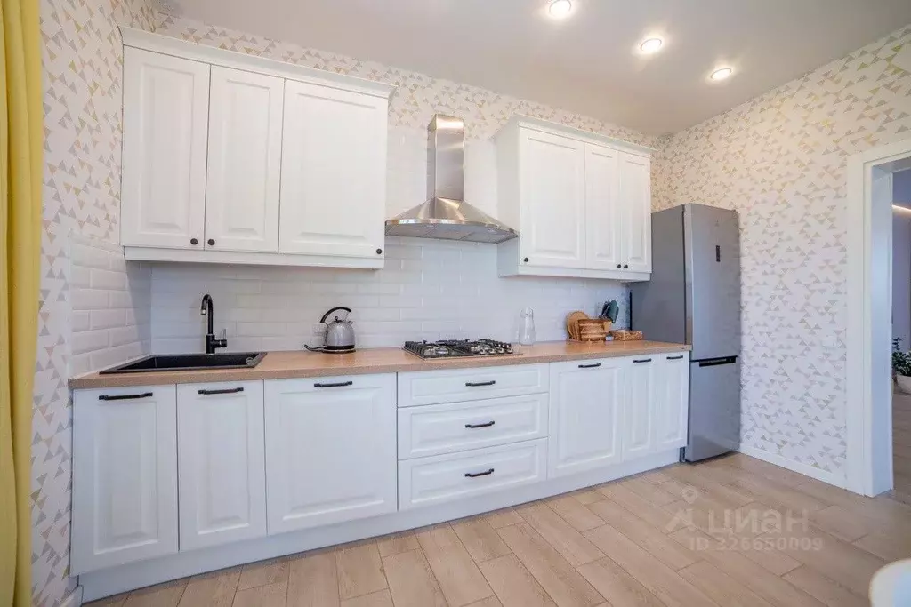 3-к кв. Свердловская область, Екатеринбург ул. Академика Ландау, 7Б ... - Фото 1