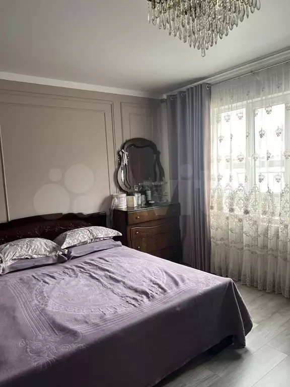 2-к. квартира, 90 м, 8/10 эт. - Фото 0