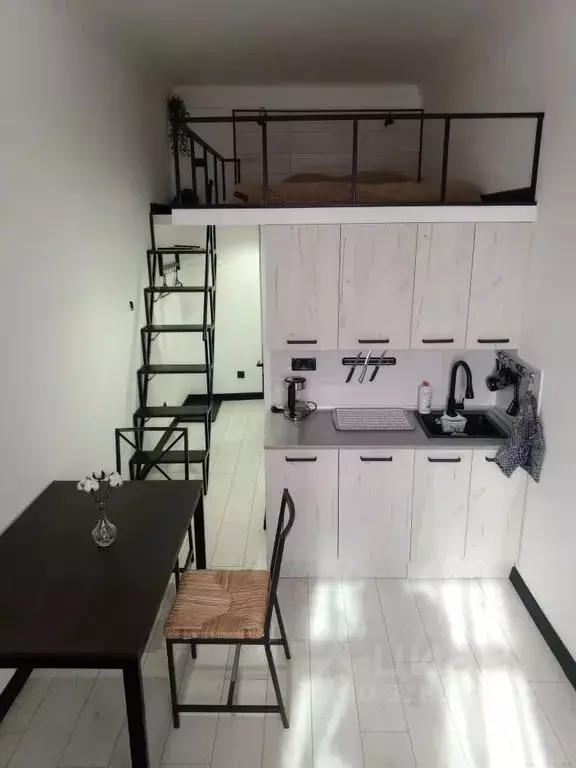 Студия Санкт-Петербург Каменноостровский просп., 44В (16.0 м) - Фото 0