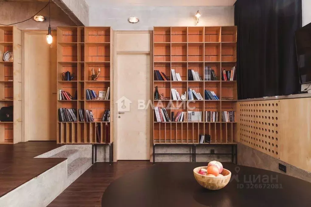 2-к кв. Москва Семинарский туп., 14 (52.4 м) - Фото 2