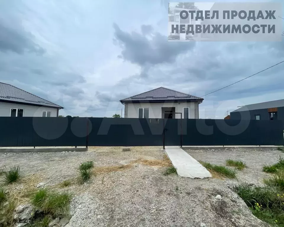 Дом 100 м на участке 6 сот. - Фото 0