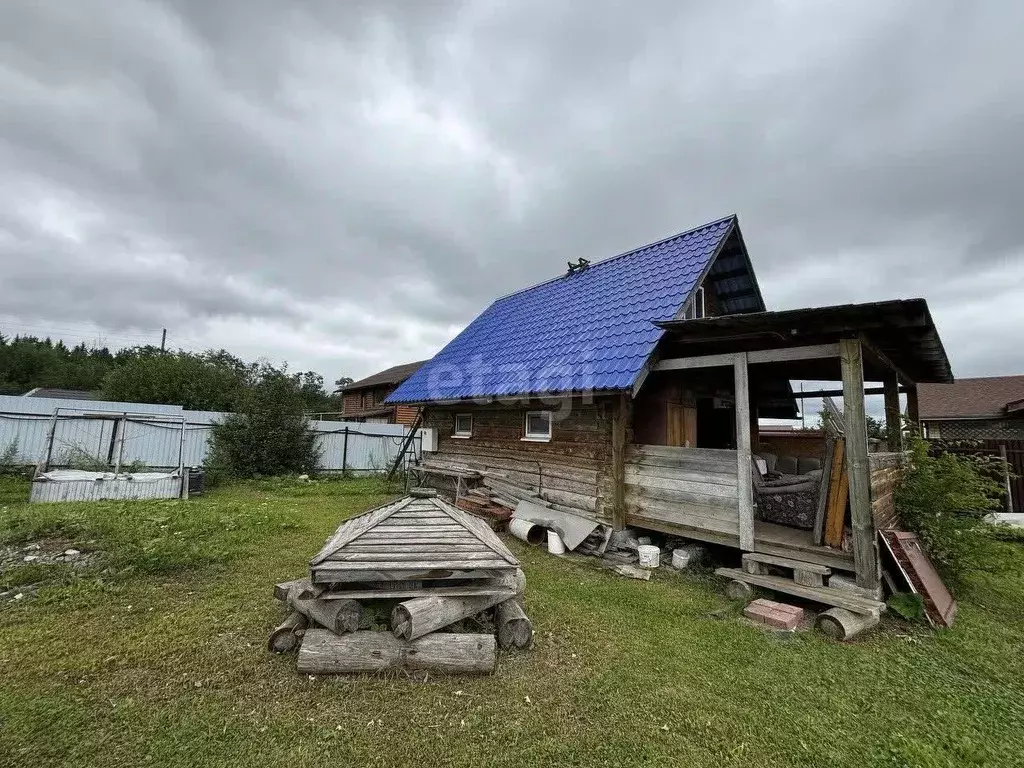 Дом в Свердловская область, Первоуральск городской округ, пос. ... - Фото 1