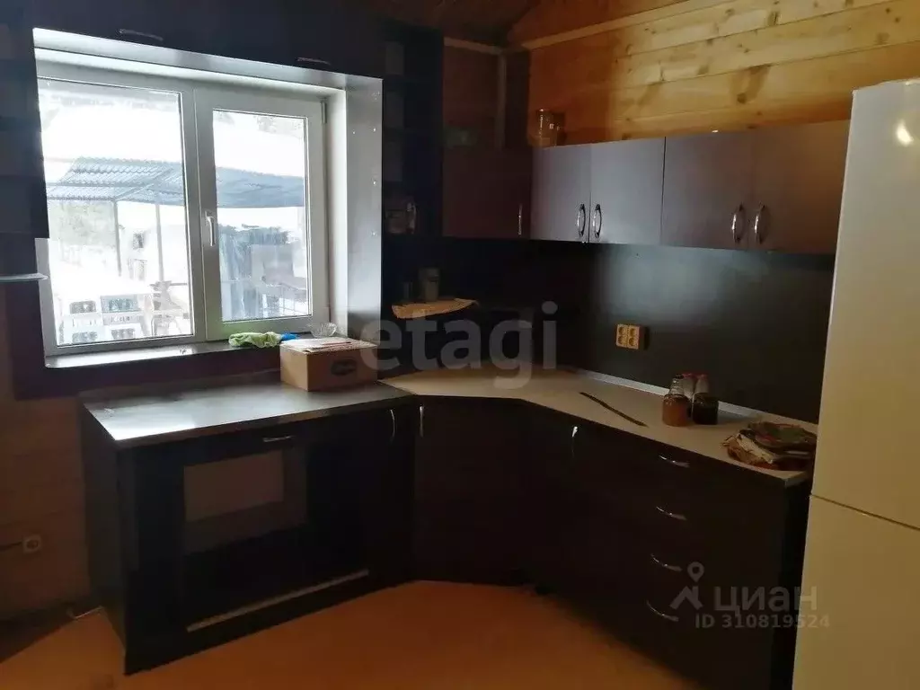 Дом в Кировская область, Слободской район, Бобинское с/пос, д. Большие ... - Фото 0