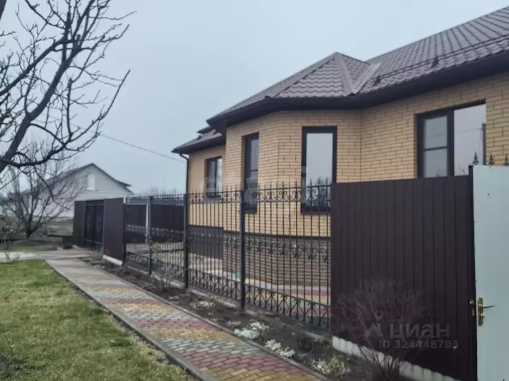 Дом в Белгородская область, Алексеевка Школьная ул., 25 (173 м) - Фото 1