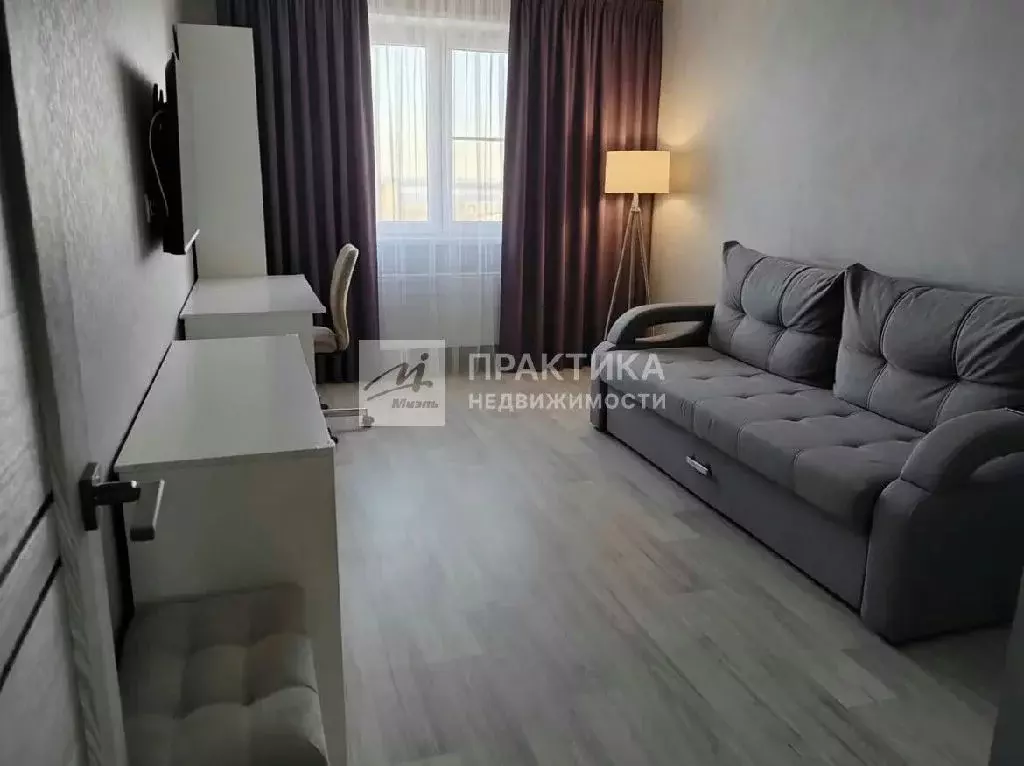 Продается 1-комнатная квартира - Фото 1