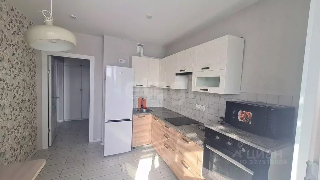 1-к кв. Курганская область, Курган Заозерный жилрайон, 7-й мкр, 24 ... - Фото 1