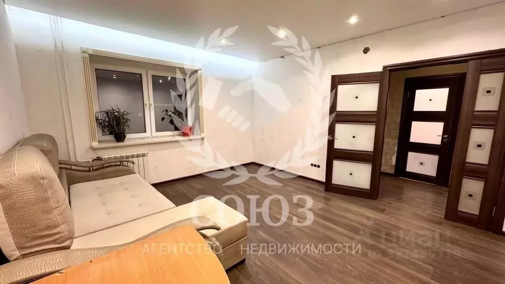 2-к кв. Калужская область, Калуга бул. Солнечный, 4к2 (58.7 м) - Фото 1