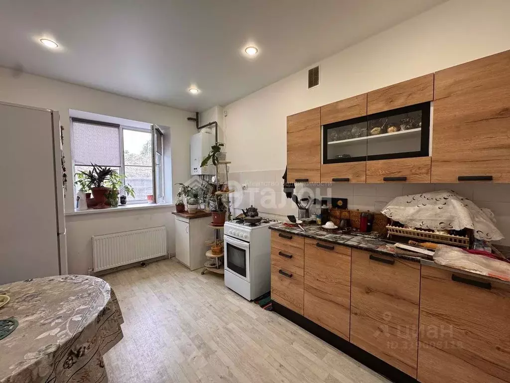 1-к кв. Волгоградская область, Волгоград пос. Стройдеталь, 7 (34.0 м) - Фото 1