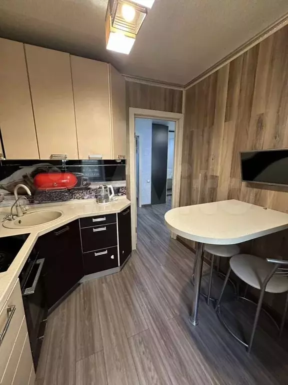 2-к. квартира, 40 м, 1/5 эт. - Фото 1