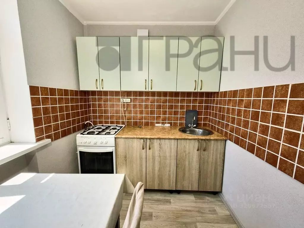 2-к кв. Севастополь ул. Адмирала Юмашева, 10 (48.0 м) - Фото 1
