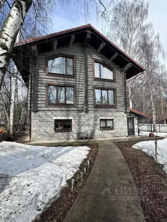 Дом в Татарстан, Казань ул. Надежды, 20 (250 м) - Фото 1