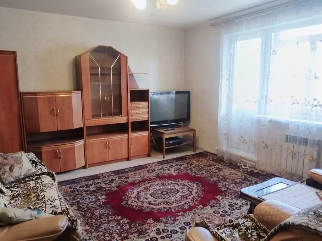 3-к кв. Красноярский край, Красноярск ул. Республики, 49 (64.0 м) - Фото 0
