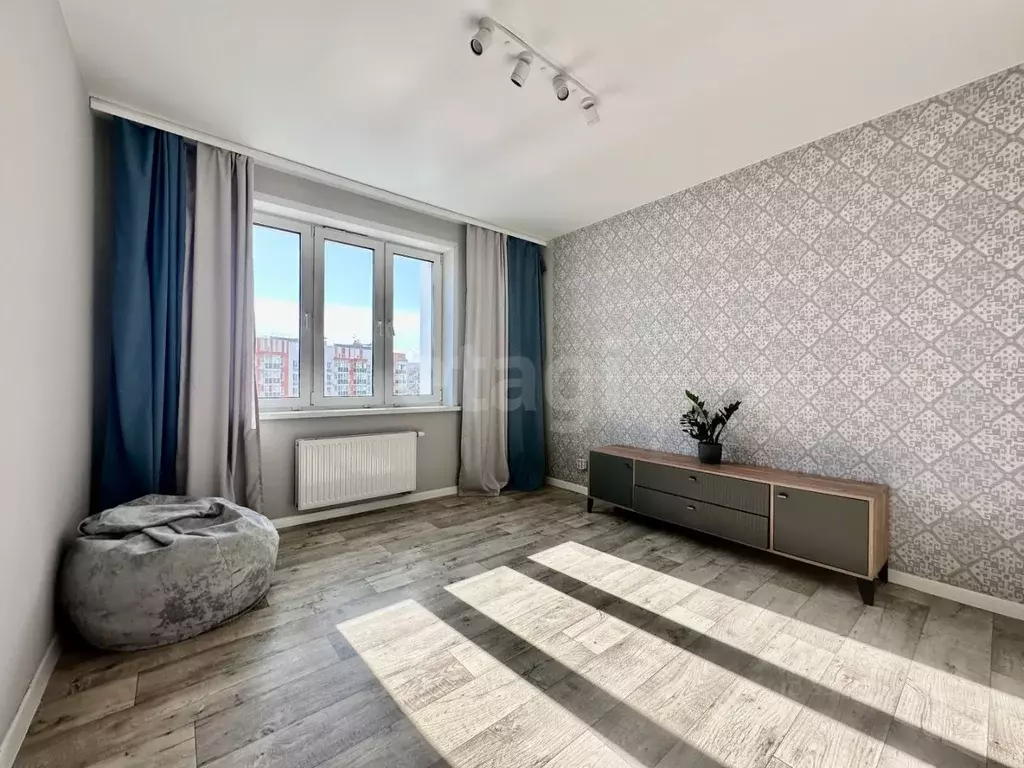 2-к кв. Татарстан, Казань ул. Азата Аббасова, 9 (44.1 м) - Фото 0