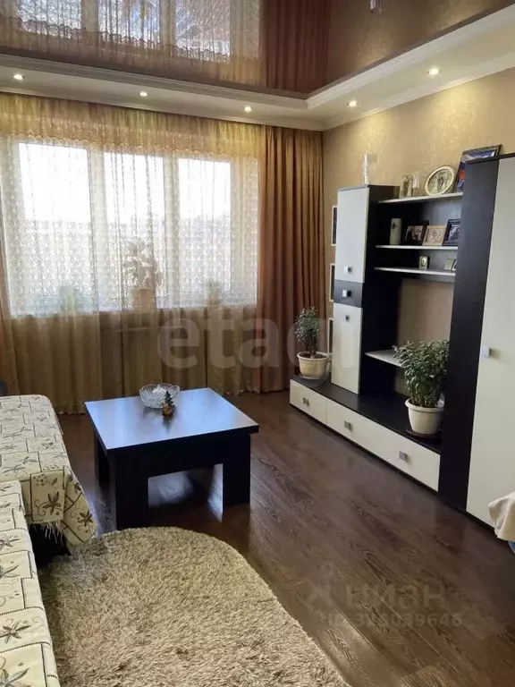 3-к кв. Северная Осетия, Владикавказ ул. Астана Кесаева, 41к3 (74.0 м) - Фото 1