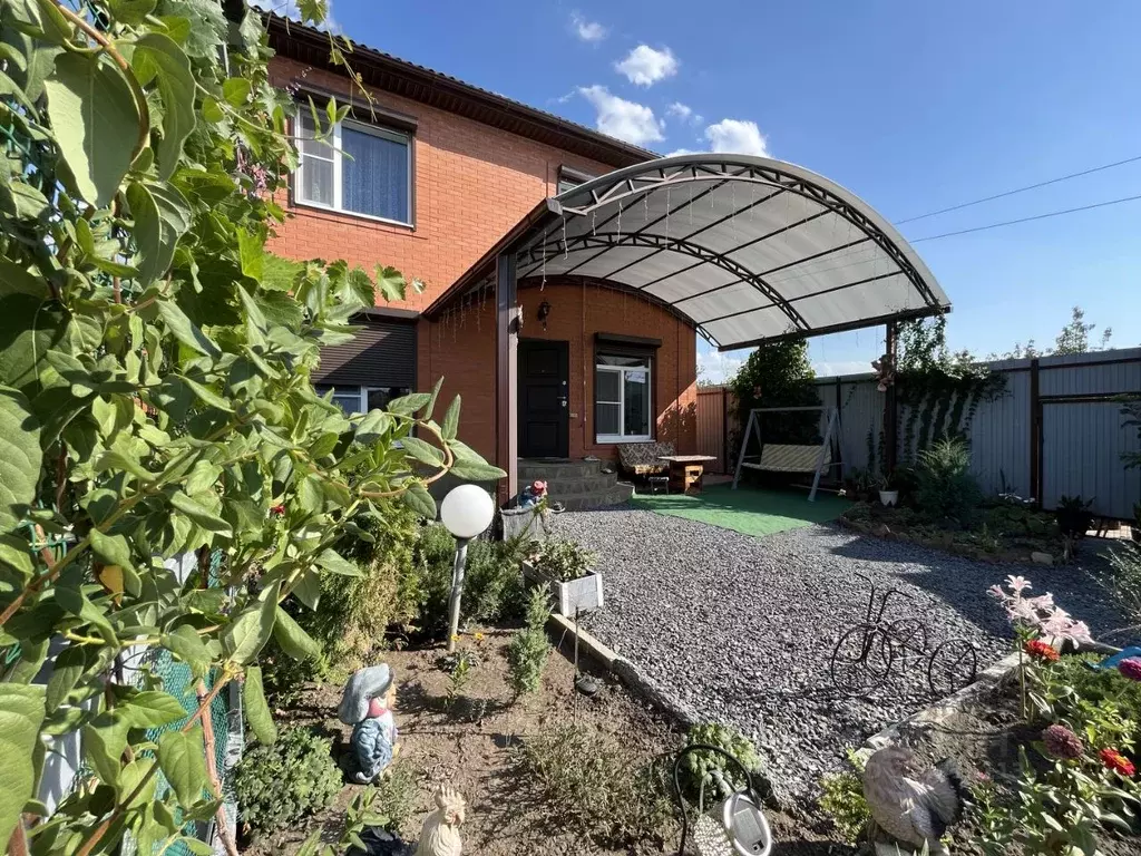 Дом в Ростовская область, Батайск Эстонская ул. (155 м) - Фото 2