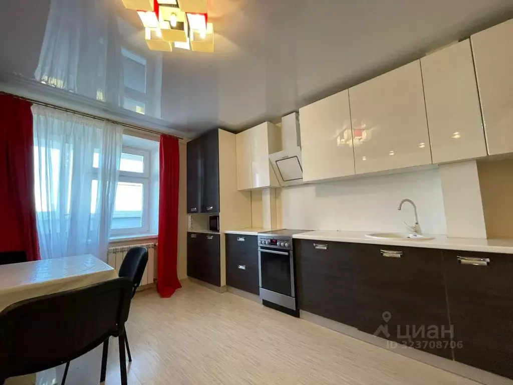 2-к кв. Чувашия, Чебоксары ул. Бориса Семеновича Маркова, 8к2 (64.4 м) - Фото 1